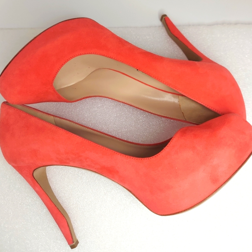 Nicolas Kirkwood Pink Suede Pumps